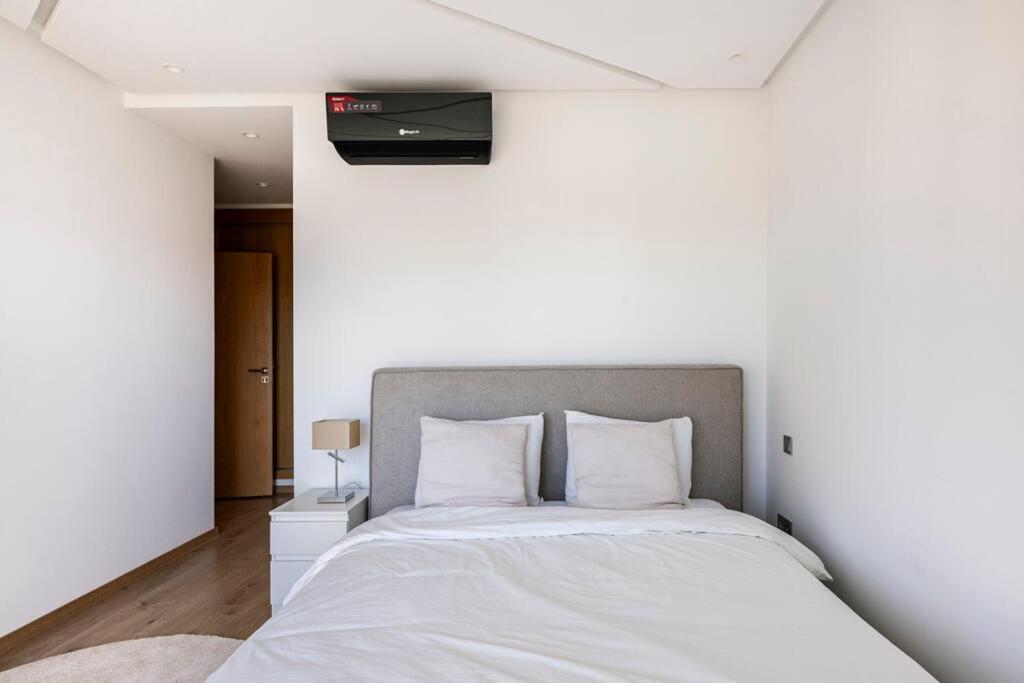Superb & Sunny 2Br & 2Ba Apt. W/ Seaview, Malabata Tânger Exterior foto